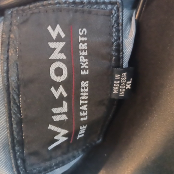 WILSONS LEATHER Zip Up Jacket XL, Y2K,  pit to pit is 25" - Picture 8 of 9